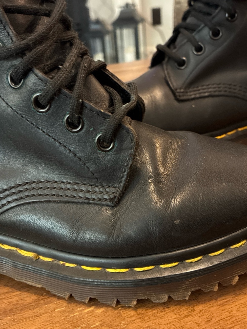 Vtg 1990s Dr. Martens 1460 Made in England Black Smooth Leather Boots UK 4 US 6 - Picture 3 of 16